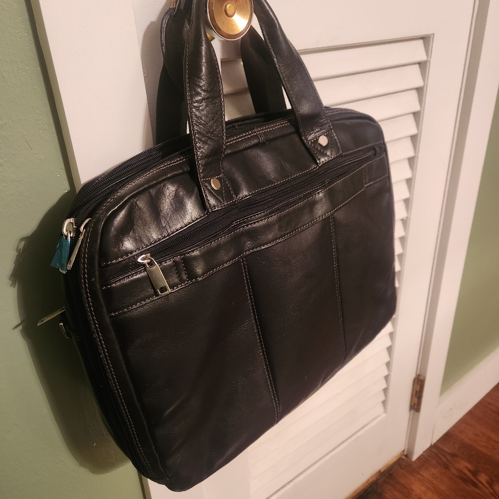 Wilson Geniune Leather Laptop Case